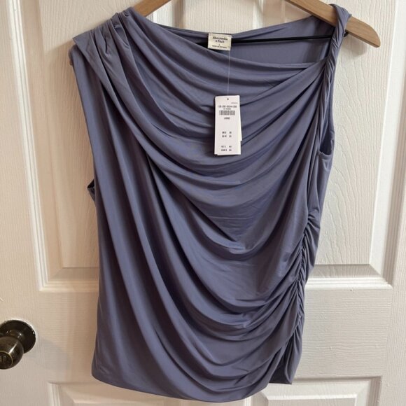 Abercrombie & Fitch Draped Twist Top - Picture 2 of 2